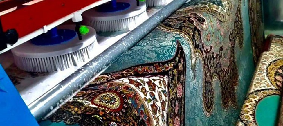 از شست و شو تا تحویل فرش در قالیشویی حرفه ای